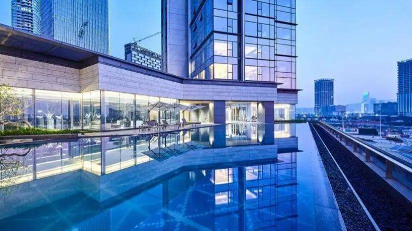 深圳湾公馆与山海城相对迎接THEICON深圳最高纯复式住宅现楼发售